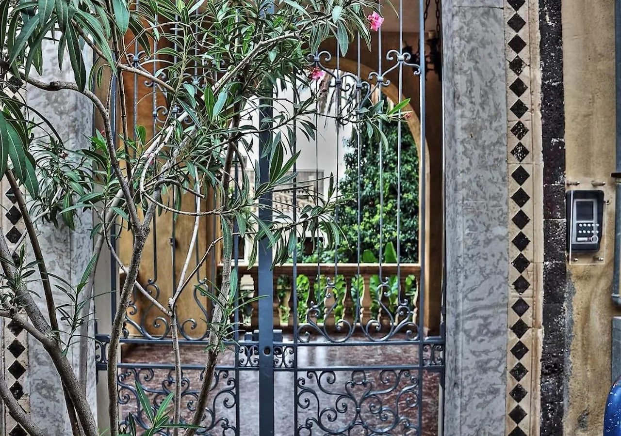 Archè Apartment Taormina 0*,